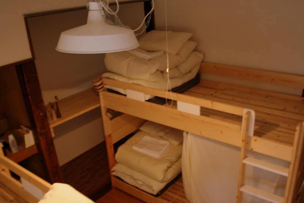 1166 Backpackers Hostel Nagano Bagian luar foto